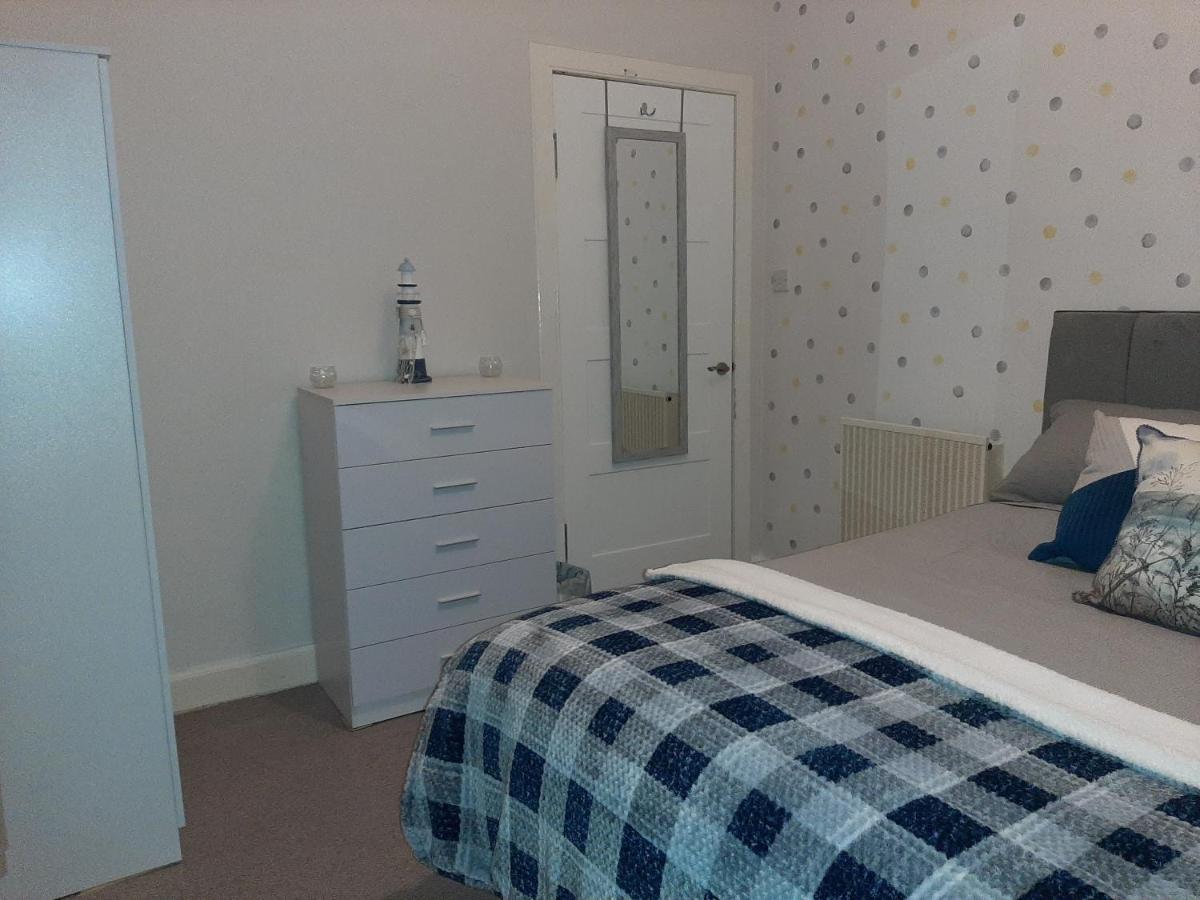 Stunning Riverside Town House With Views Ayrshire Girvan Exteriör bild